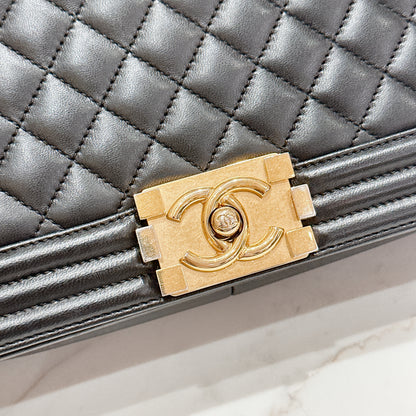 Chanel Boy New Medium in Black Lambskin