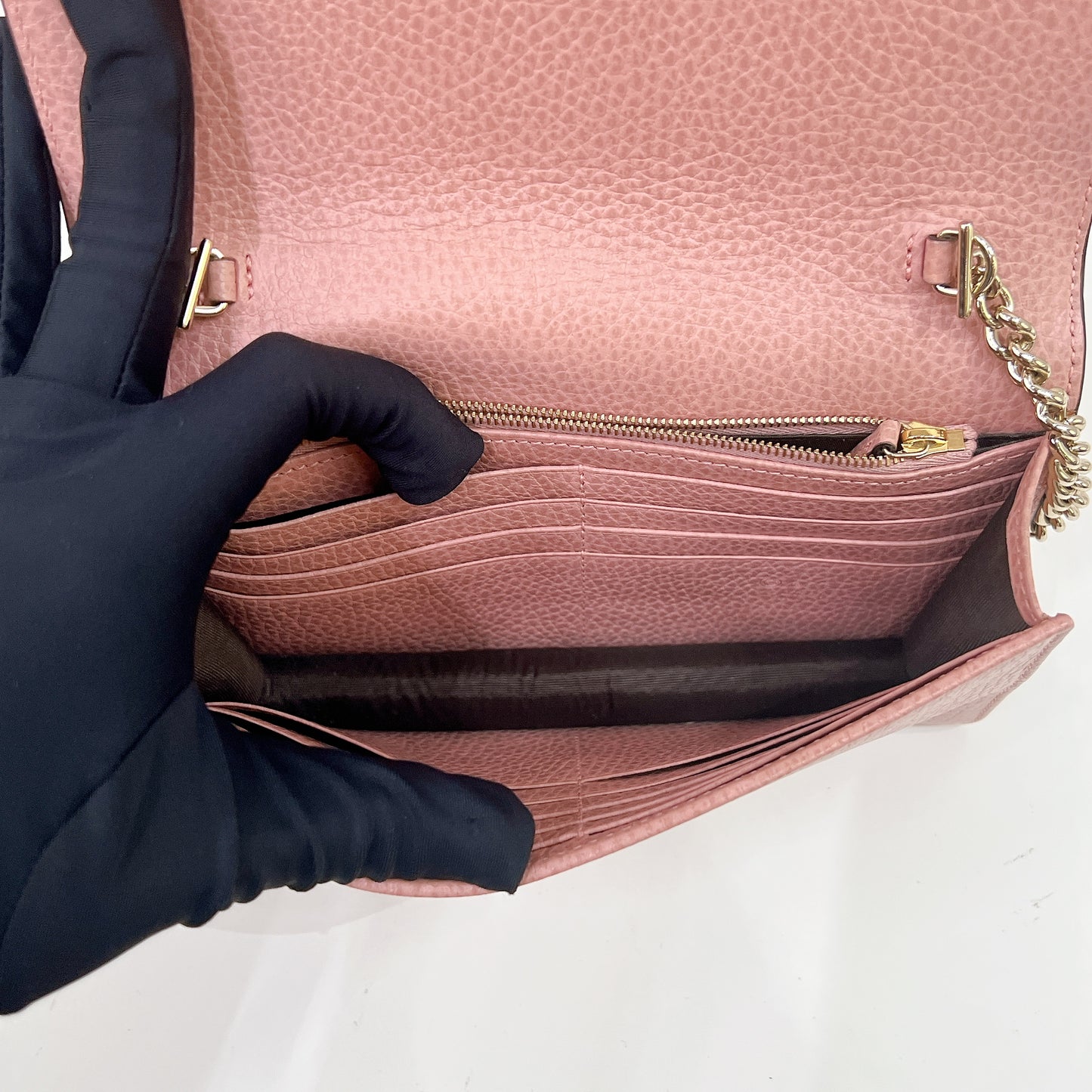Gucci Interlocking WOC in Pink
