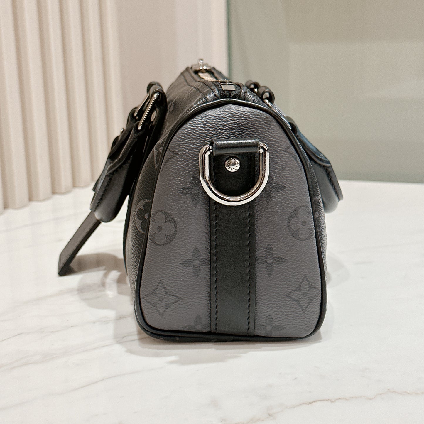 LV Keepall 25 Monogram Eclipse