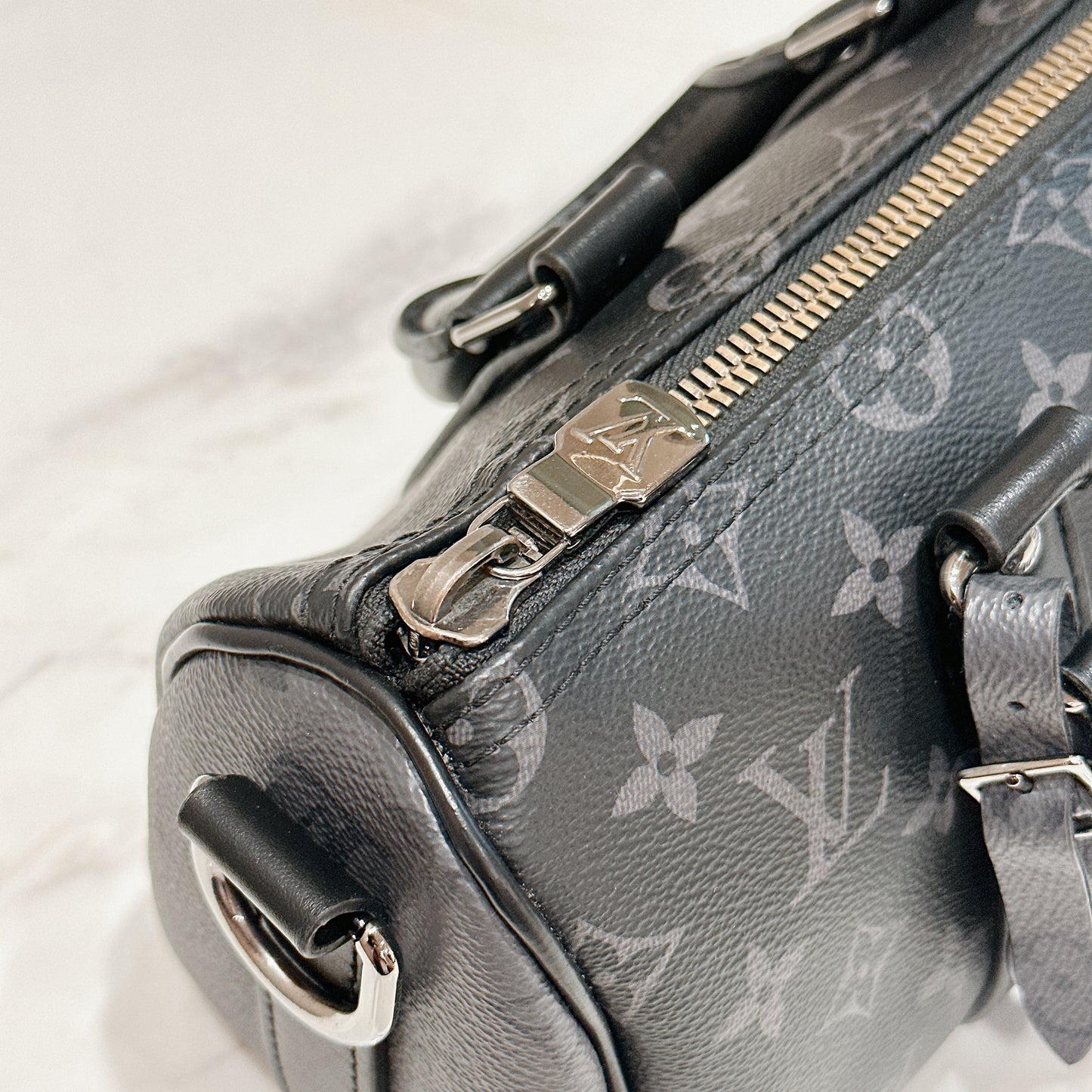 LV Keepall 25 Monogram Eclipse