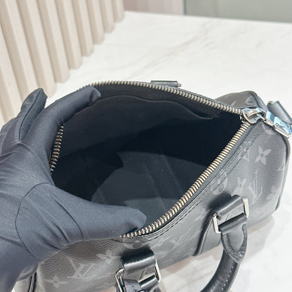 LV Keepall 25 Monogram Eclipse