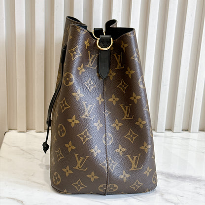 LV Neo Noe MM in Black