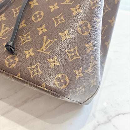 LV Neo Noe MM in Black