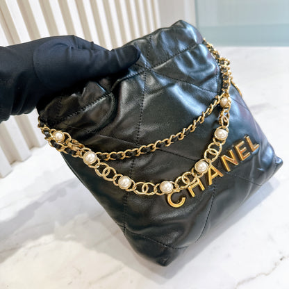 Chanel 22 Mini With Pearl