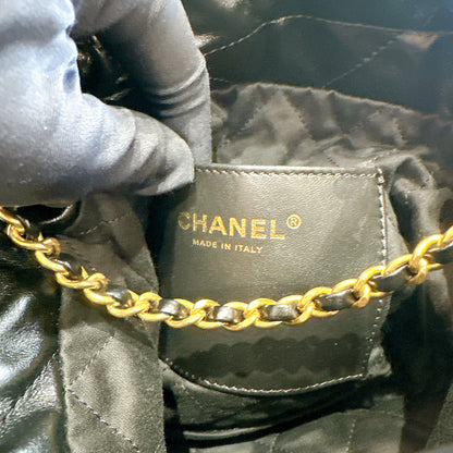 Chanel 22 Mini With Pearl