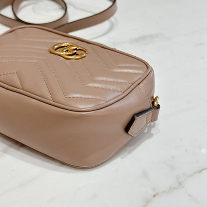 Gucci Marmont Camera Mini in Dusty Pink