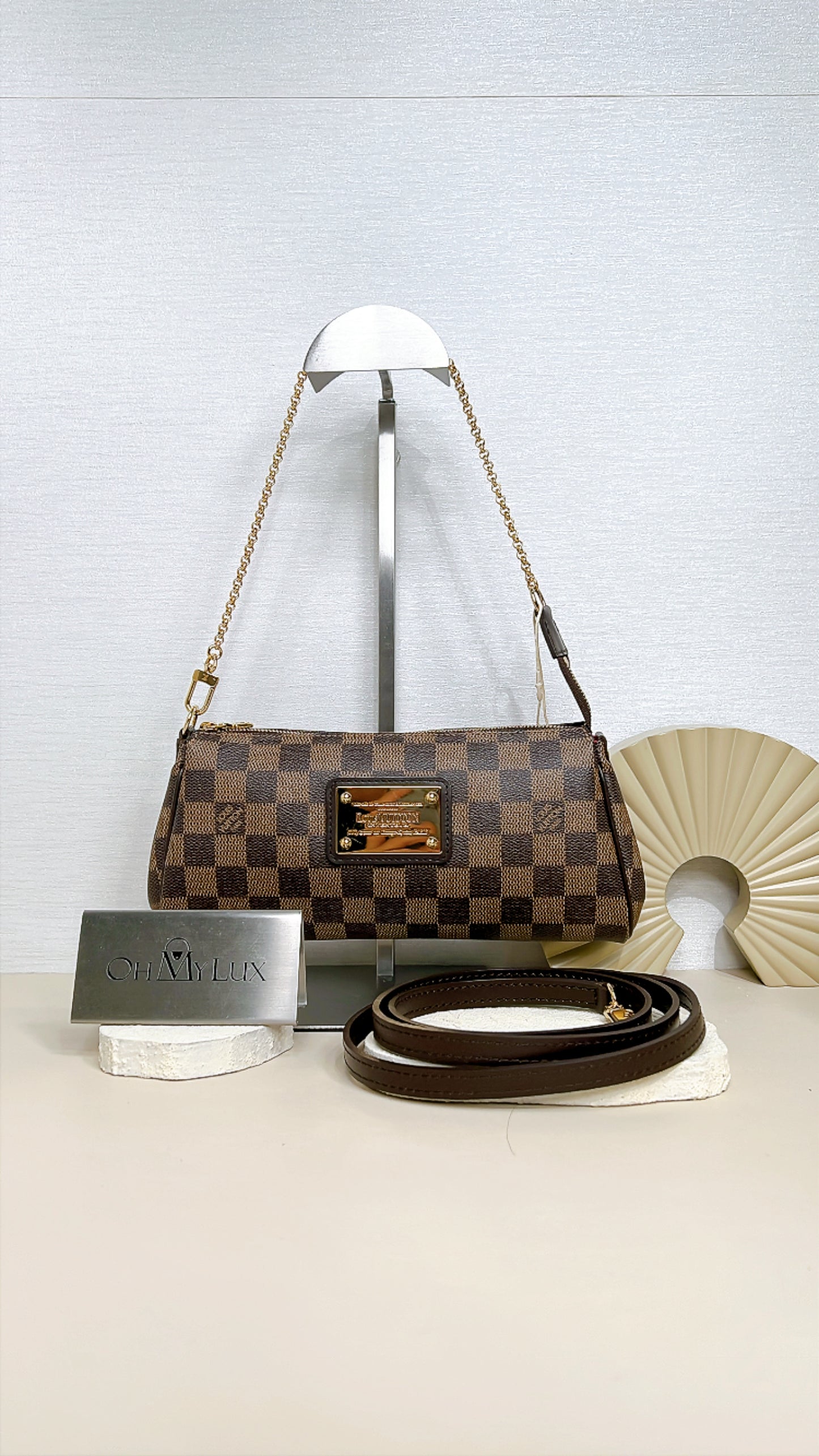 LV Damier Ebene Eva Clutch