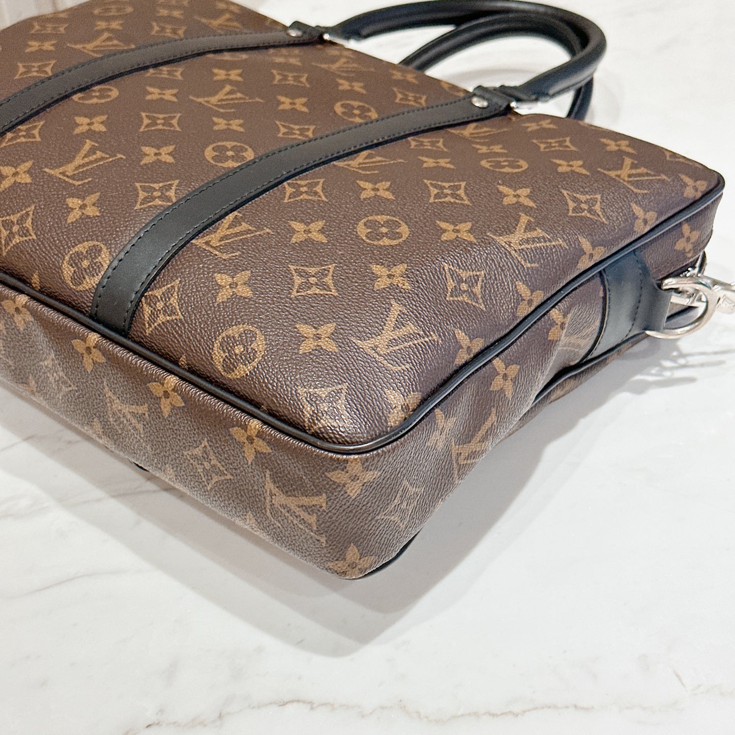 LV Monogram Maccasar Porte Documents