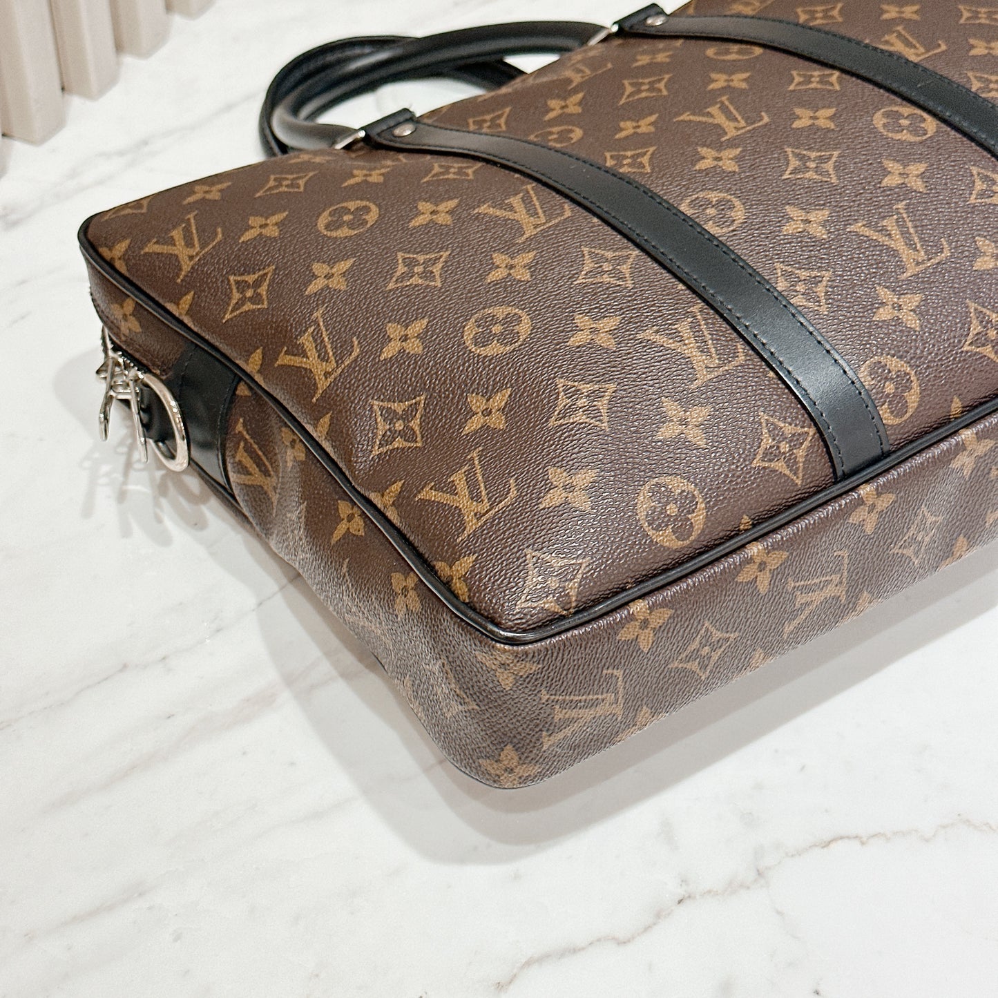 LV Monogram Maccasar Porte Documents