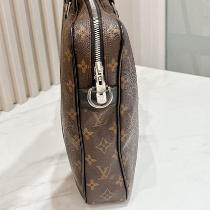LV Monogram Maccasar Porte Documents