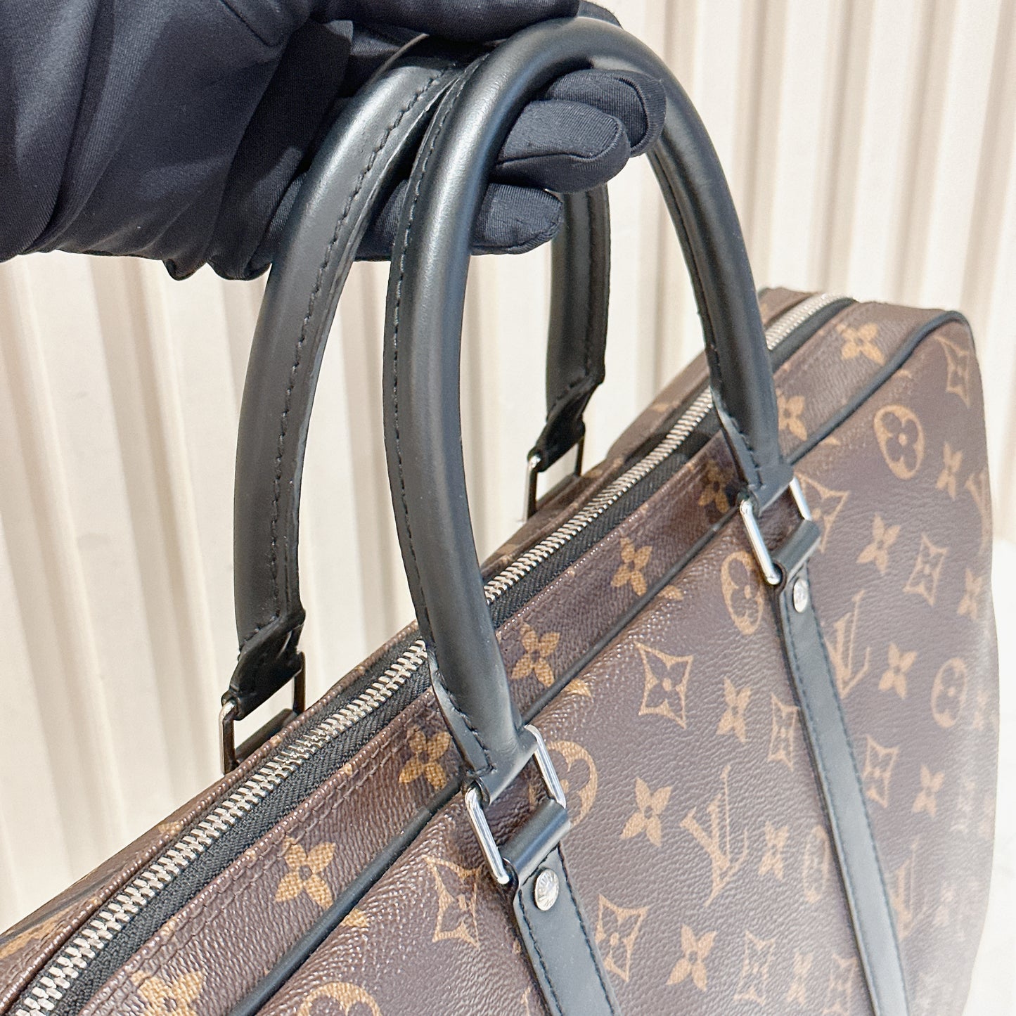 LV Monogram Maccasar Porte Documents