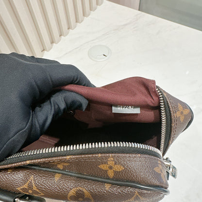 LV Monogram Maccasar Porte Documents