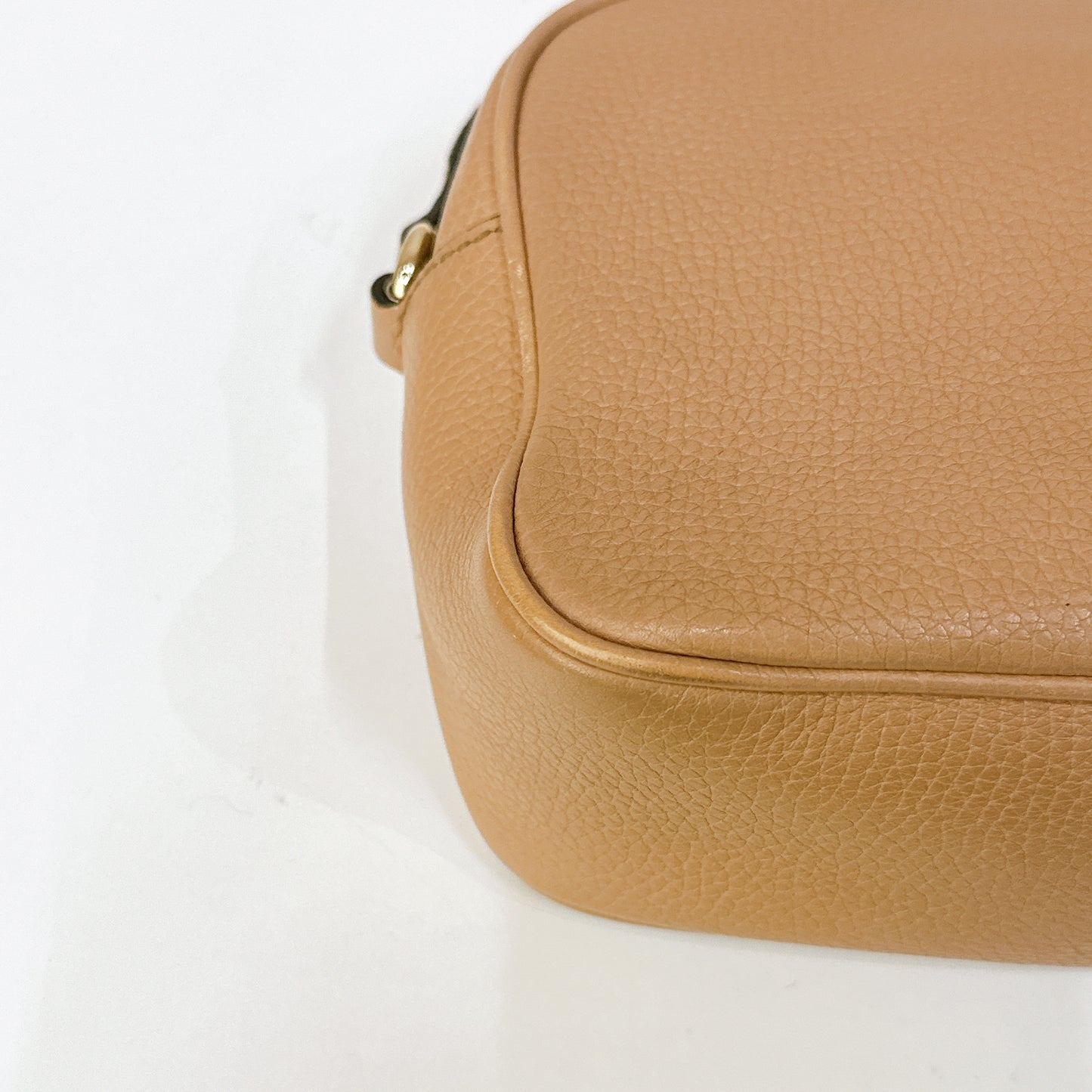 Gucci Soho Camera Bag in Beige