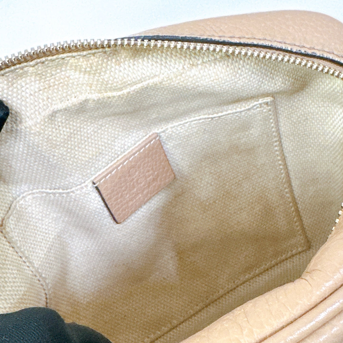 Gucci Soho Camera Bag in Beige