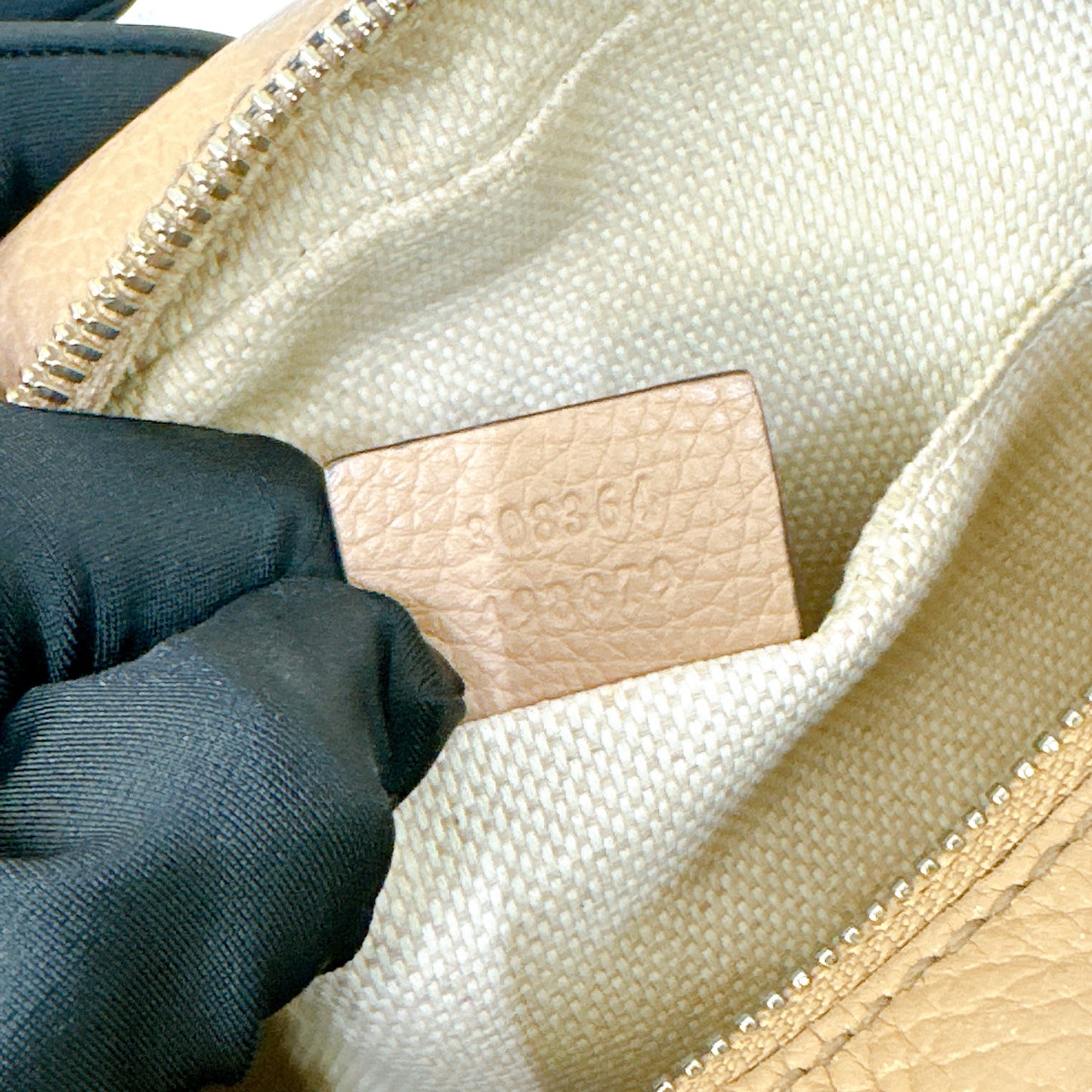 Gucci Soho Camera Bag in Beige
