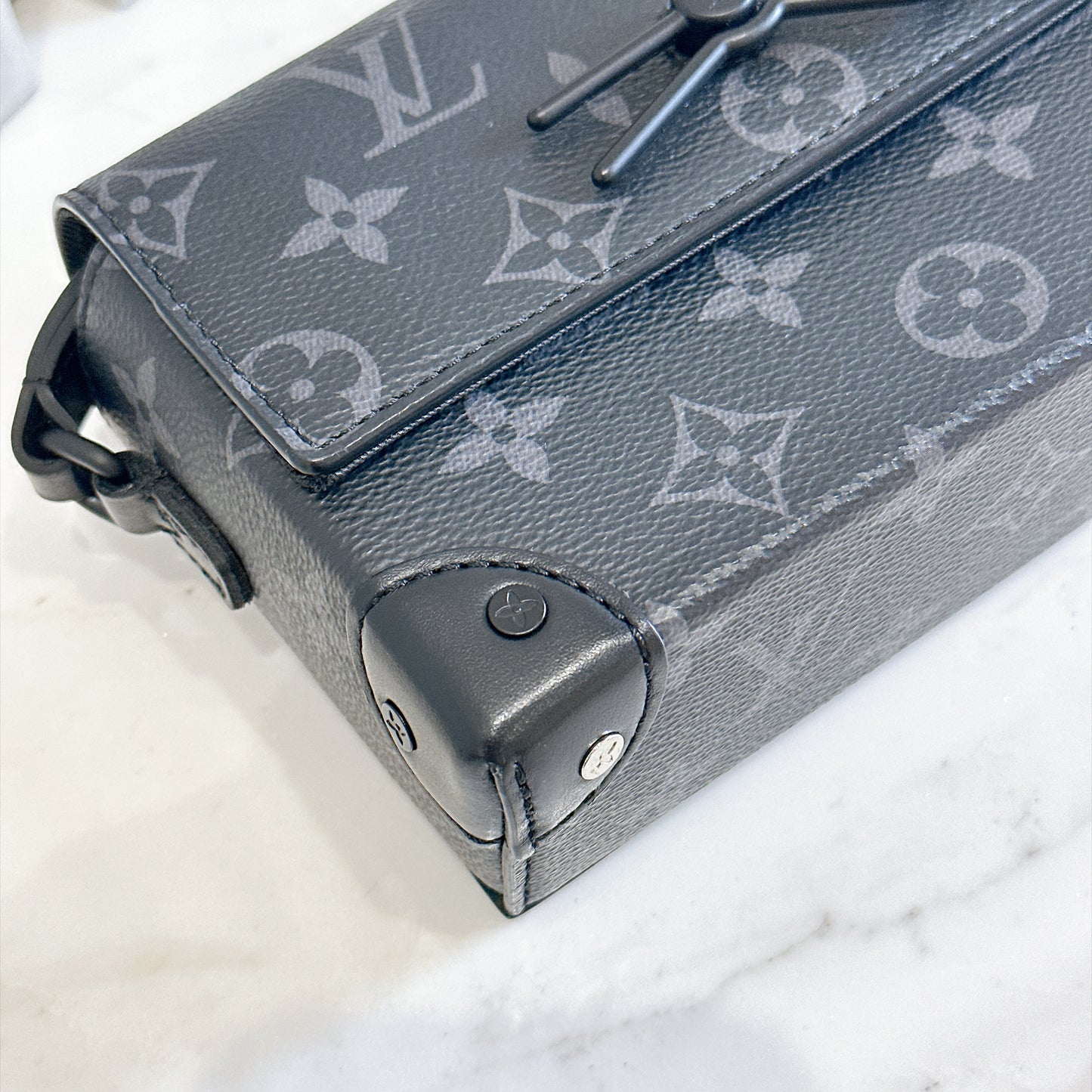 LV Steamer Wearable Wallet in Monogram Eclipse