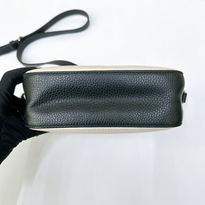 Gucci Soho Camera Bag in White / Black