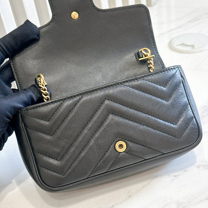 Gucci Marmont Supermini in Black