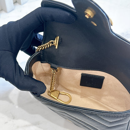 Gucci Marmont Supermini in Black