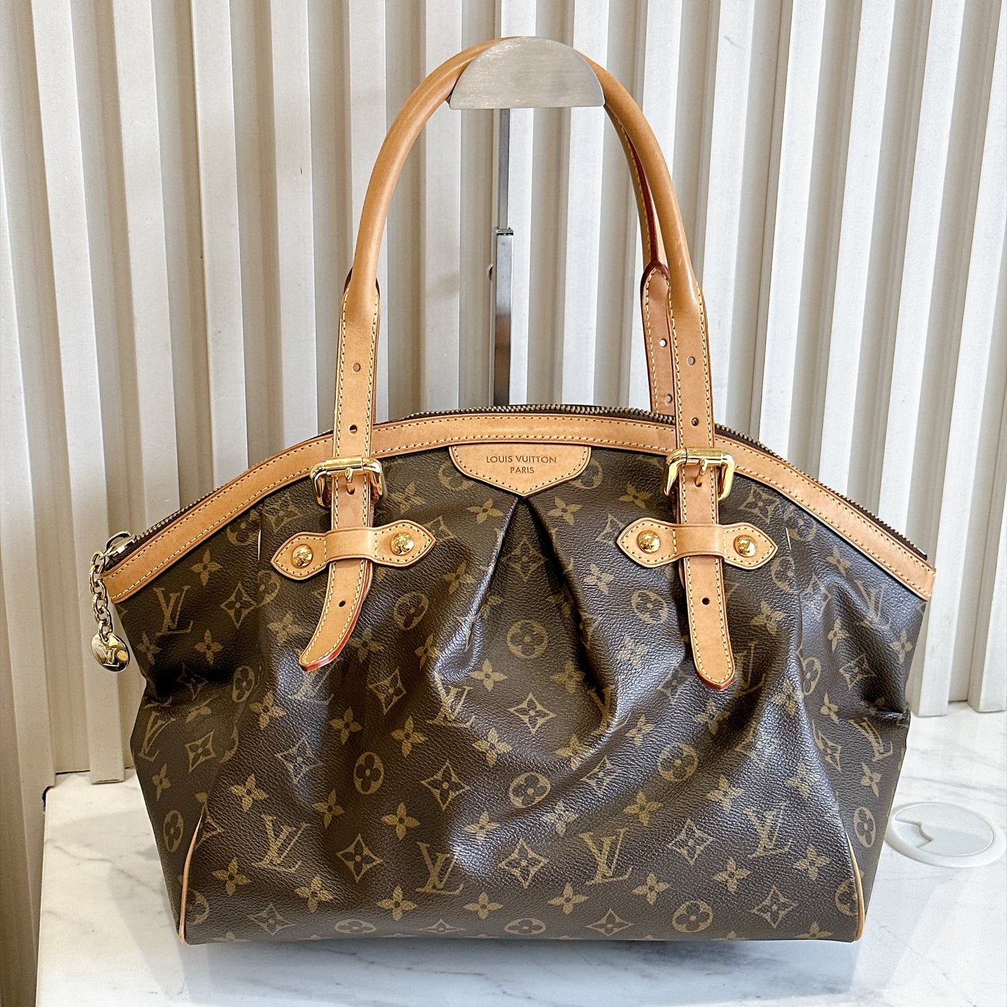 LV Monogram Tivoli GM