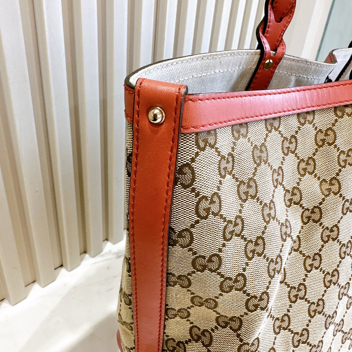 Gucci Canvas Large Tote Bag in Pink Leather