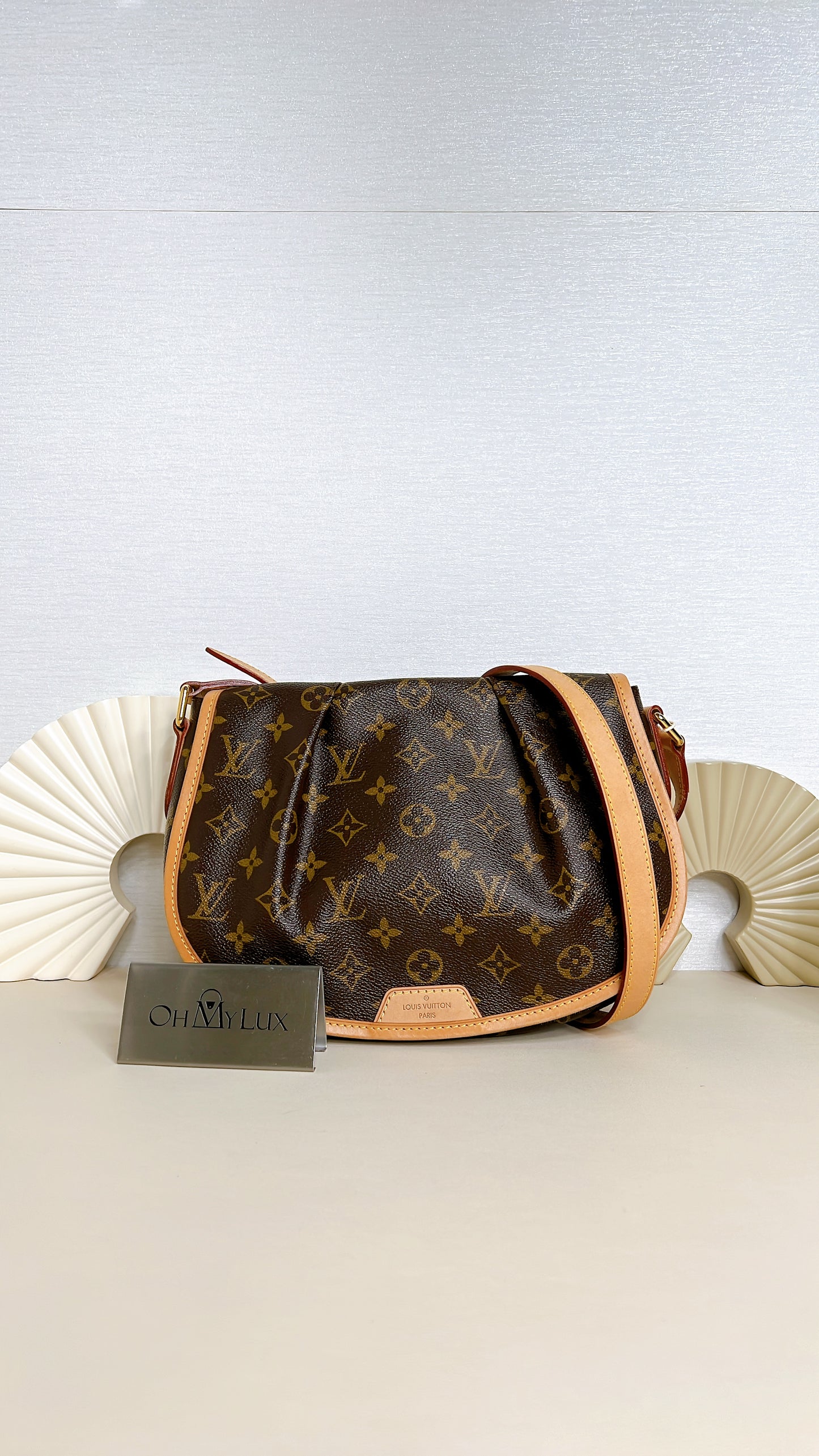 LV Monogram Menilmontant PM