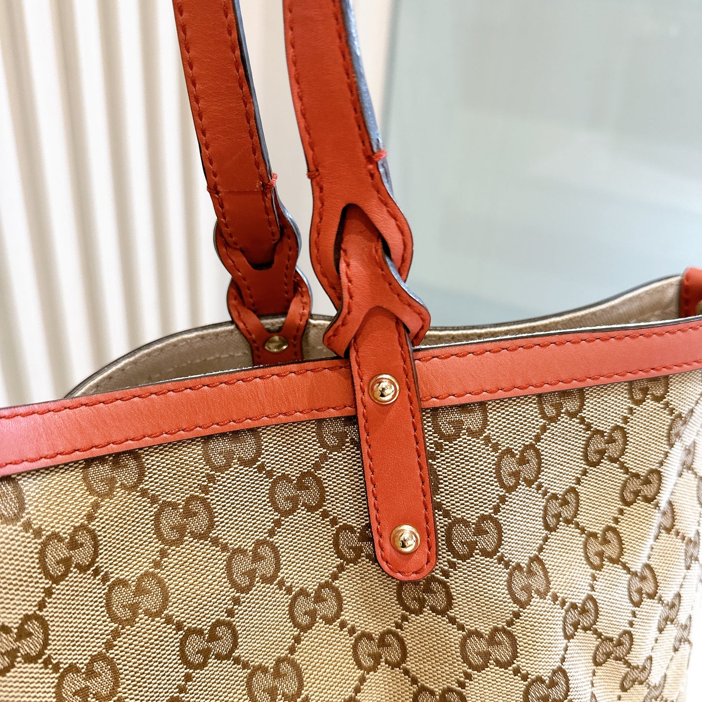 Gucci Canvas Large Tote Bag in Pink Leather