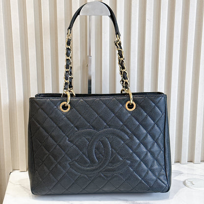 Chanel GST in Black Caviar GHW