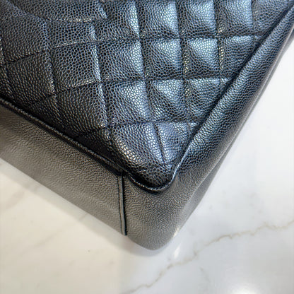 Chanel GST in Black Caviar GHW