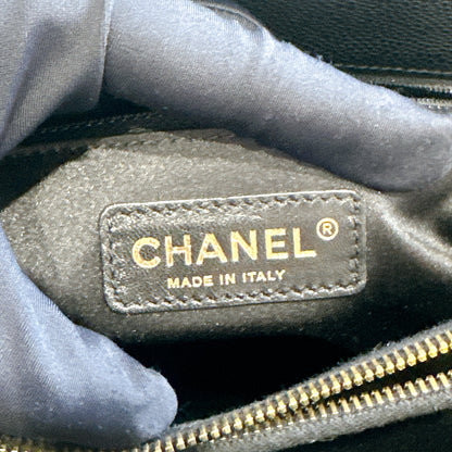 Chanel GST in Black Caviar GHW