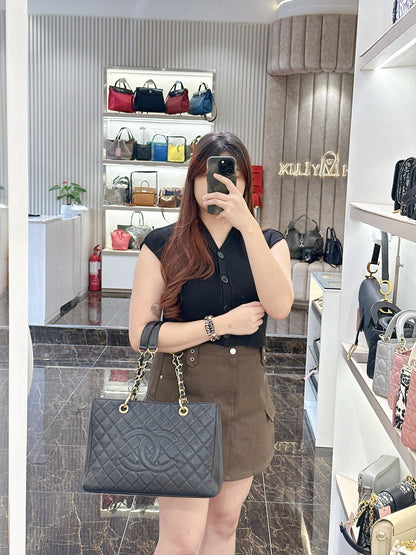 Chanel GST in Black Caviar GHW