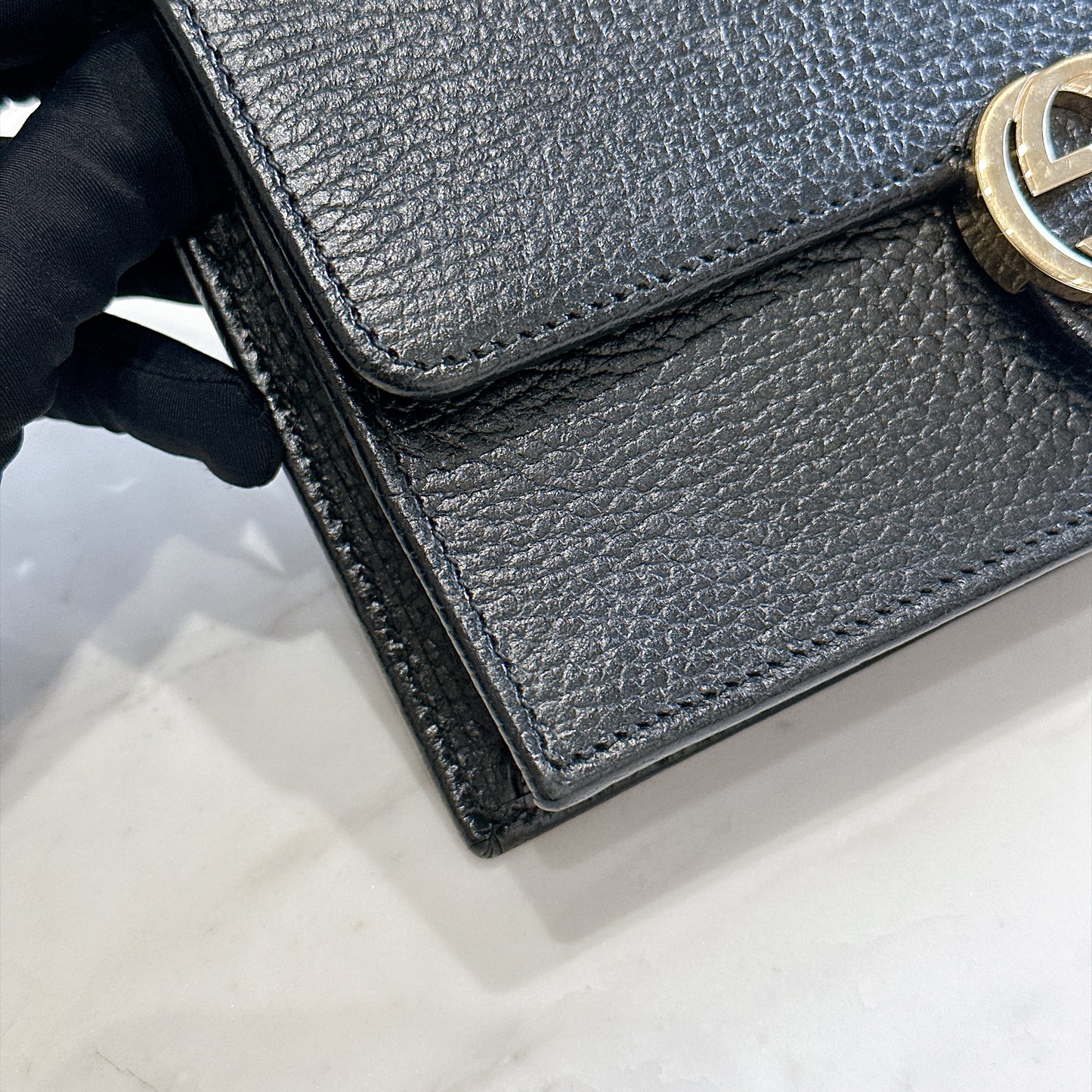 Gucci Interlocking Wallet On Chain in Black