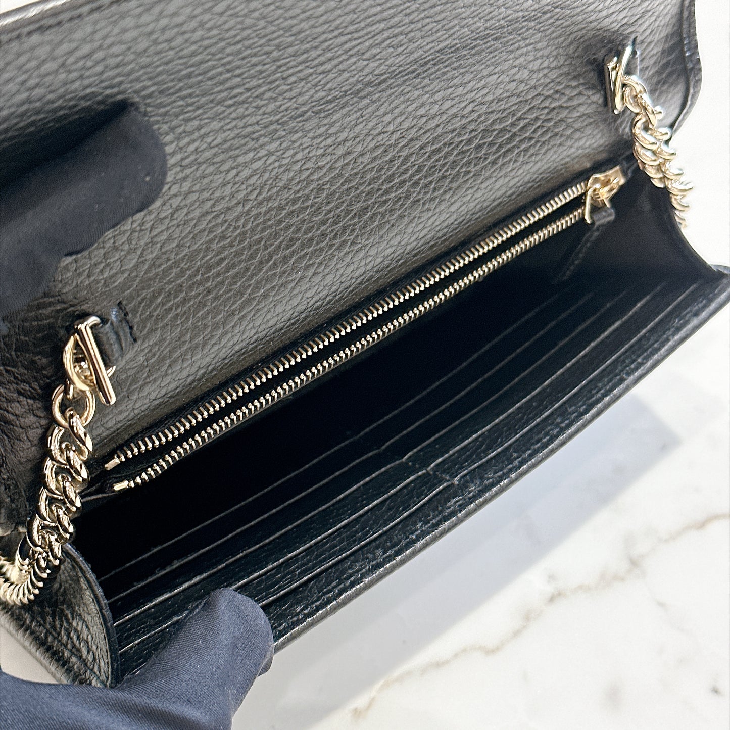 Gucci Interlocking Wallet On Chain in Black