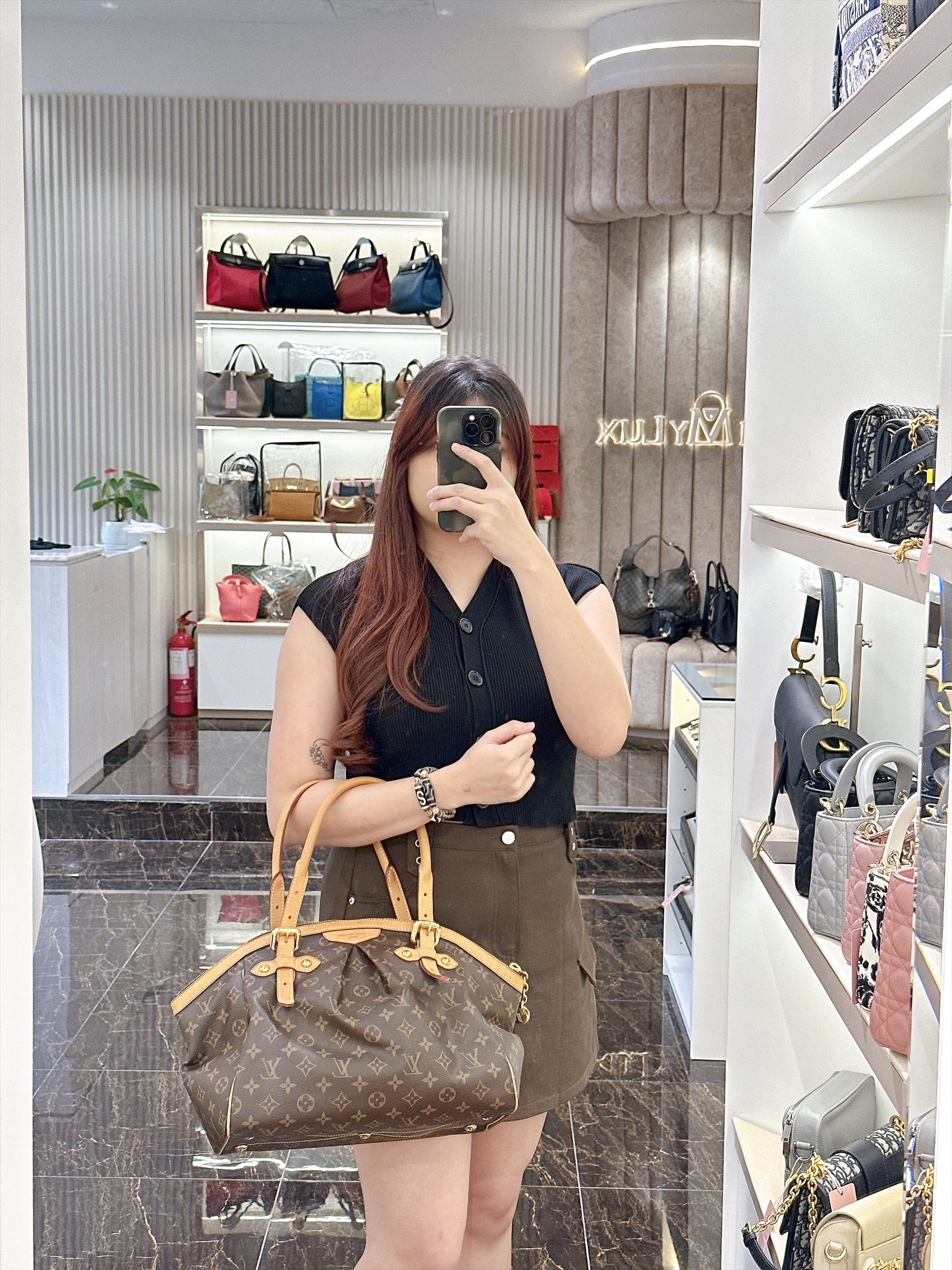 LV Monogram Tivoli GM