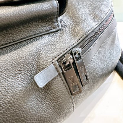 LV Takeoff Backpack in Black
