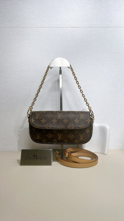 LV Monogram Ivy WOC