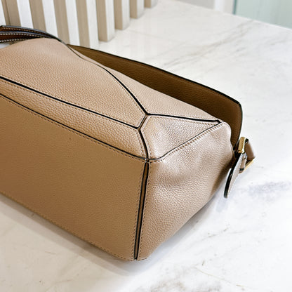 Loewe Puzzle Small in Sand