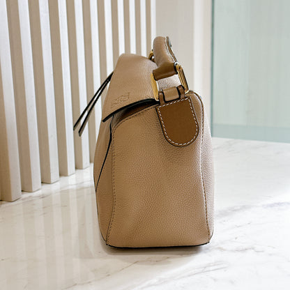 Loewe Puzzle Small in Sand