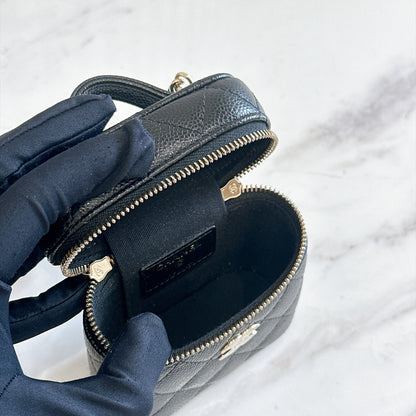 Chanel Top Handle Mini Vanity Case in Black