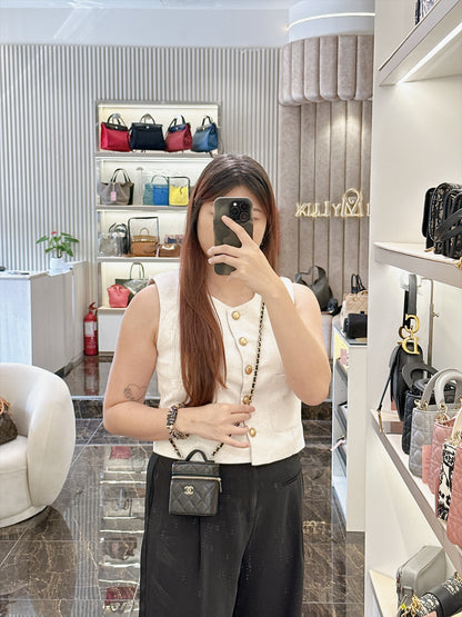 Chanel Top Handle Mini Vanity Case in Black