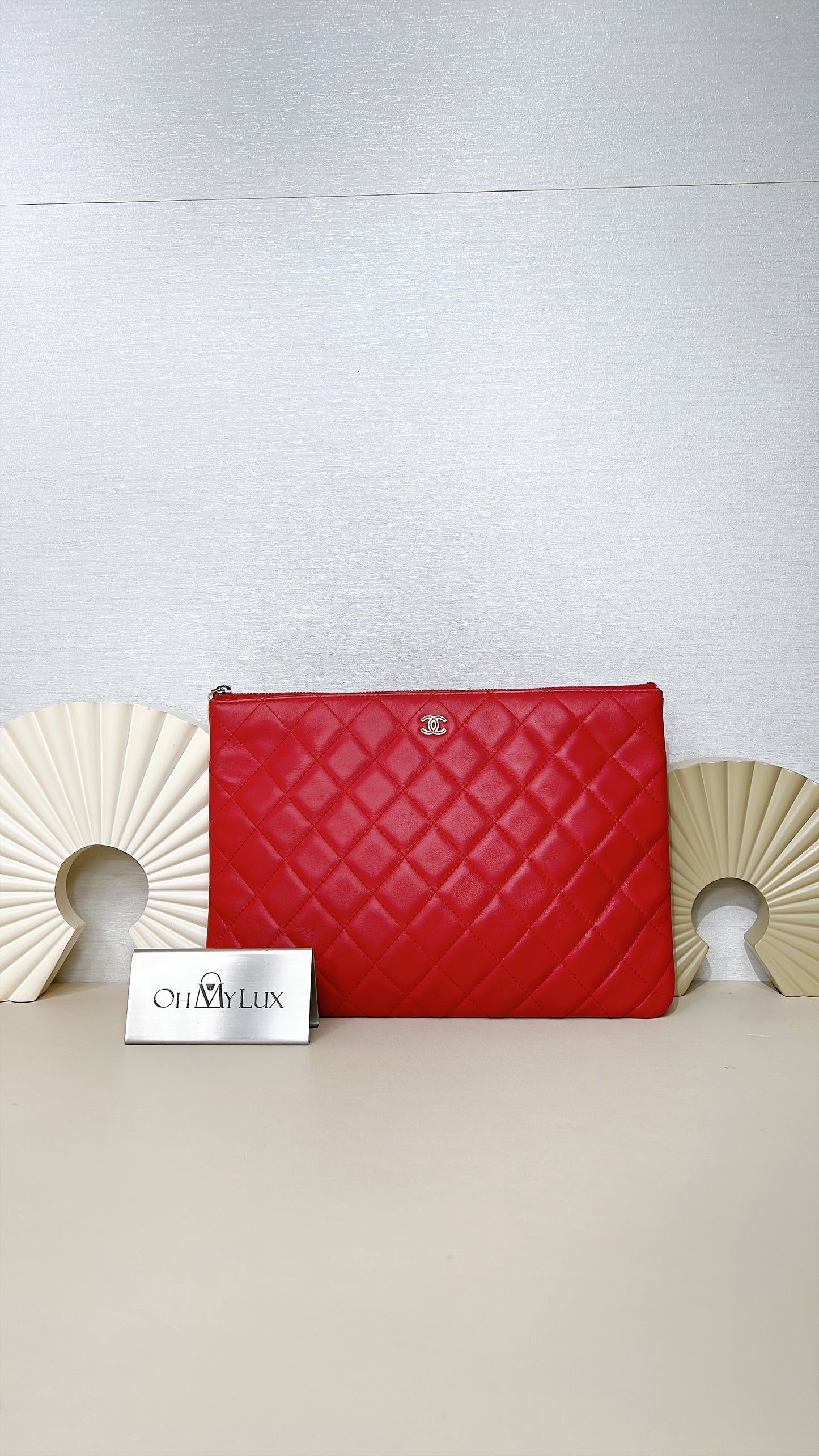 Chanel O Case Red Medium