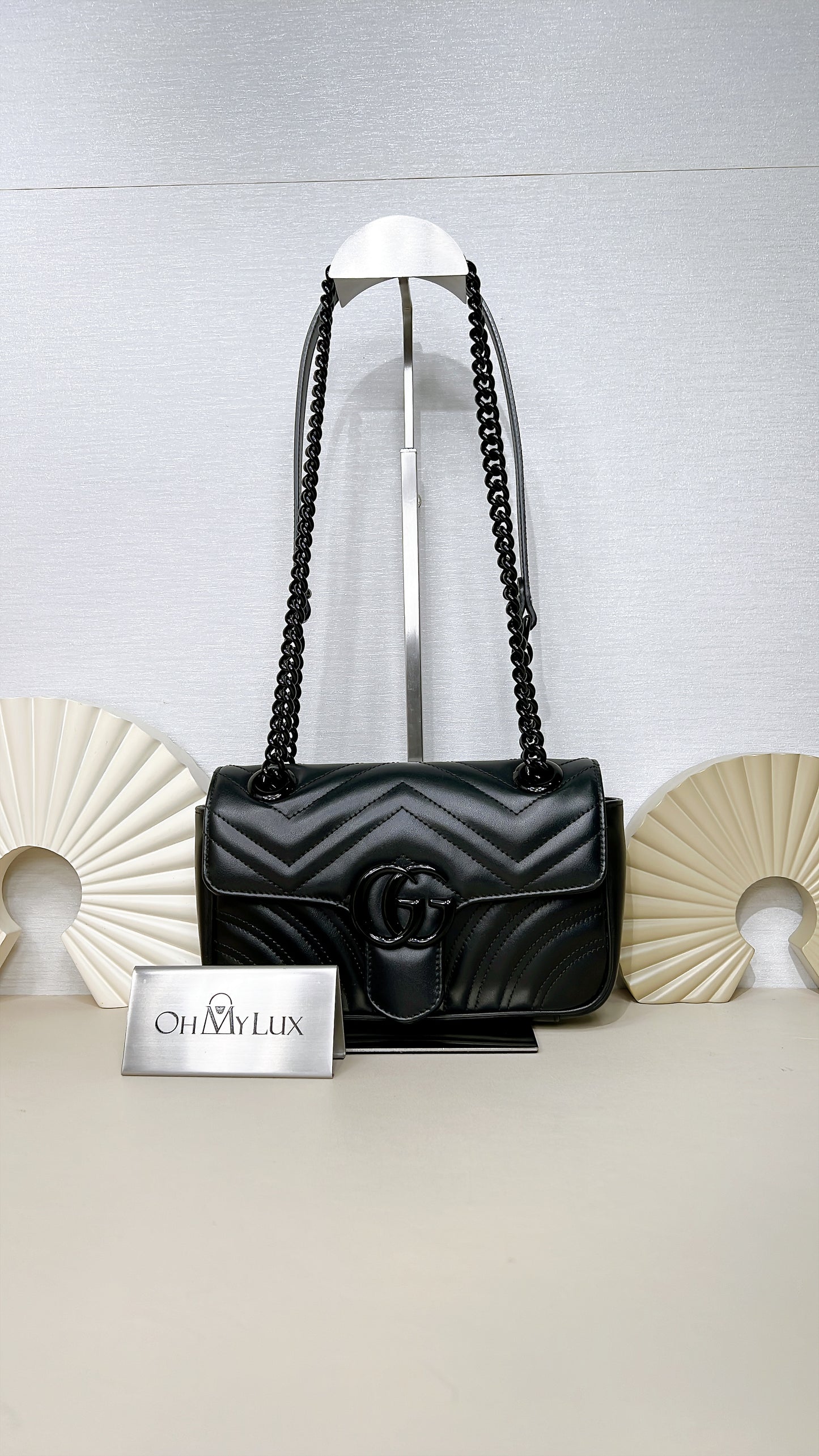 Gucci Marmont Flap Bag Matelasse Leather in Mini