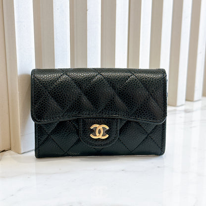 Chanel Clasisc Card Holder in Black GHW