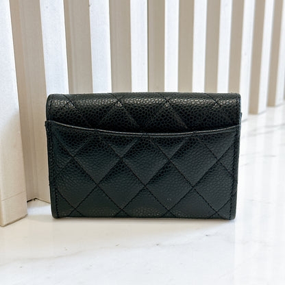 Chanel Clasisc Card Holder in Black GHW