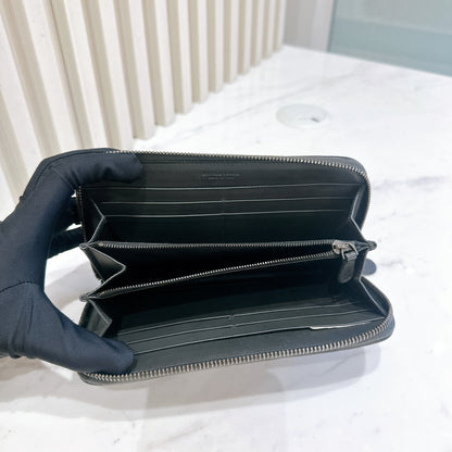 Bottega Veneta Interecciato Wallet in Grey