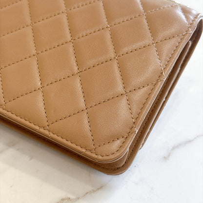 Chanel Trendy CC Wallet On Chain in Beige