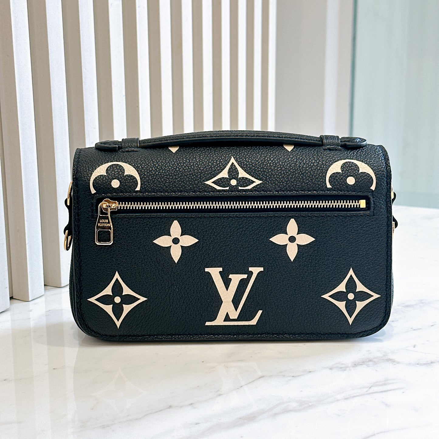 LV Metis East West Bicolor Black / Creme