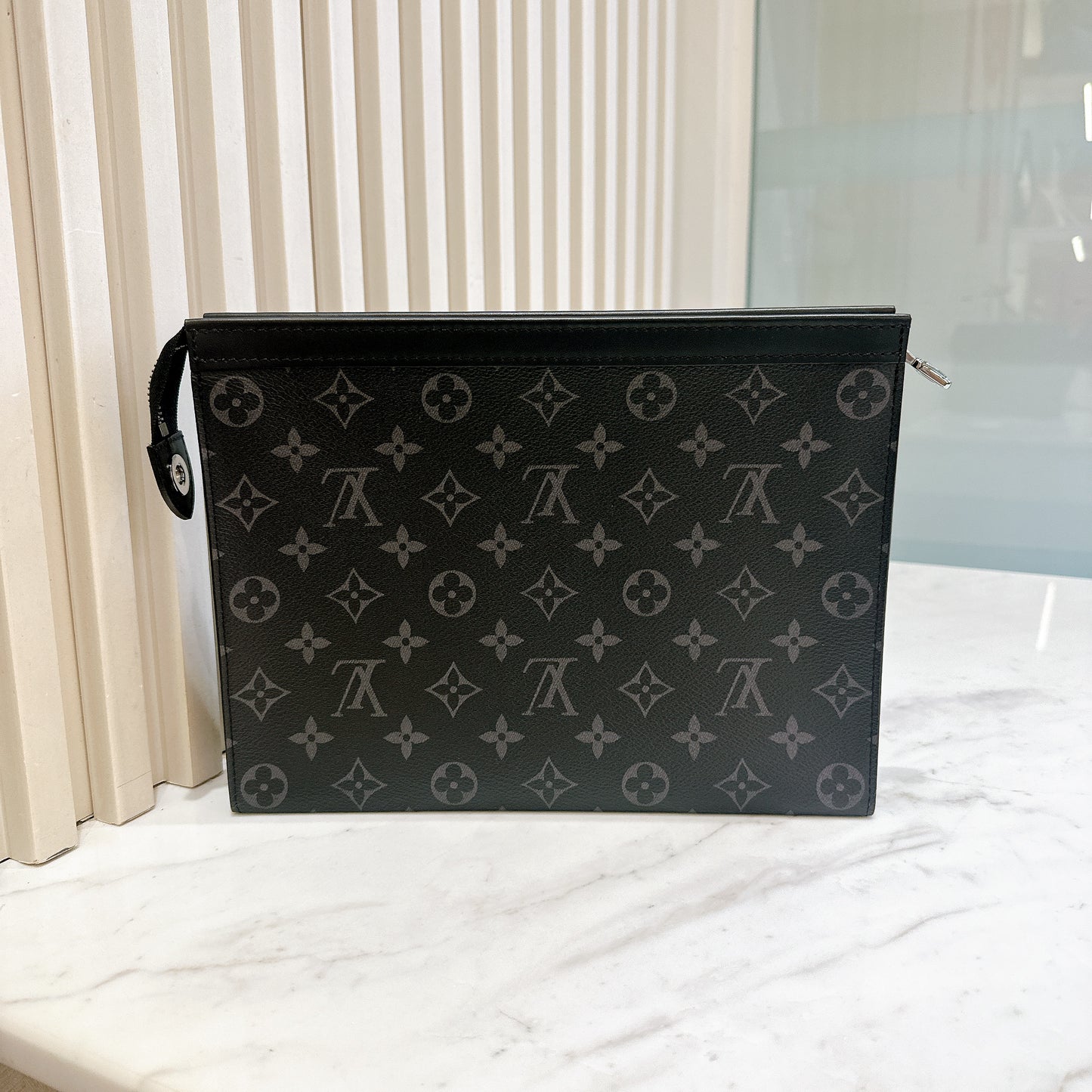 LV Pochette Voyage MM Monogram Eclipse