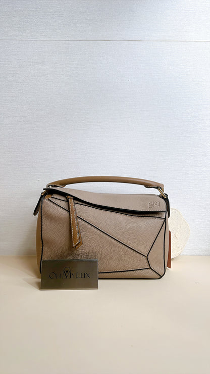 Loewe Small Puzzle in Sand