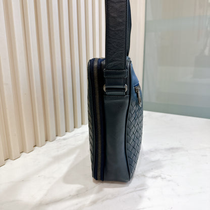 Bottega Veneta Interecciato Crossbody Bag in Blue